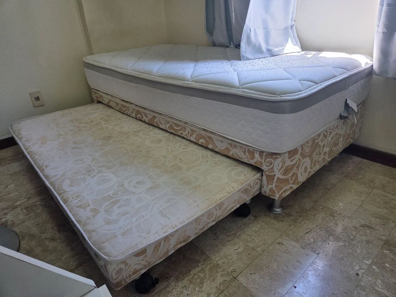 Conjunto cama box (bicama) solteiro
