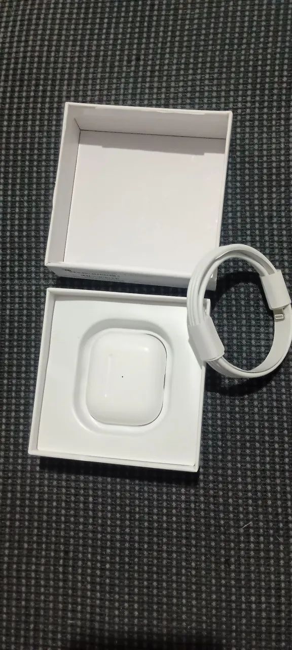 ? Apple AirPods 3ª Geração - Brancos - Acessórios Completos