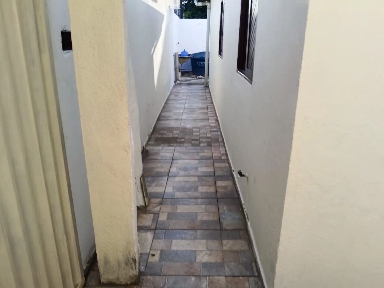 Casa confortável,solta, arejada 