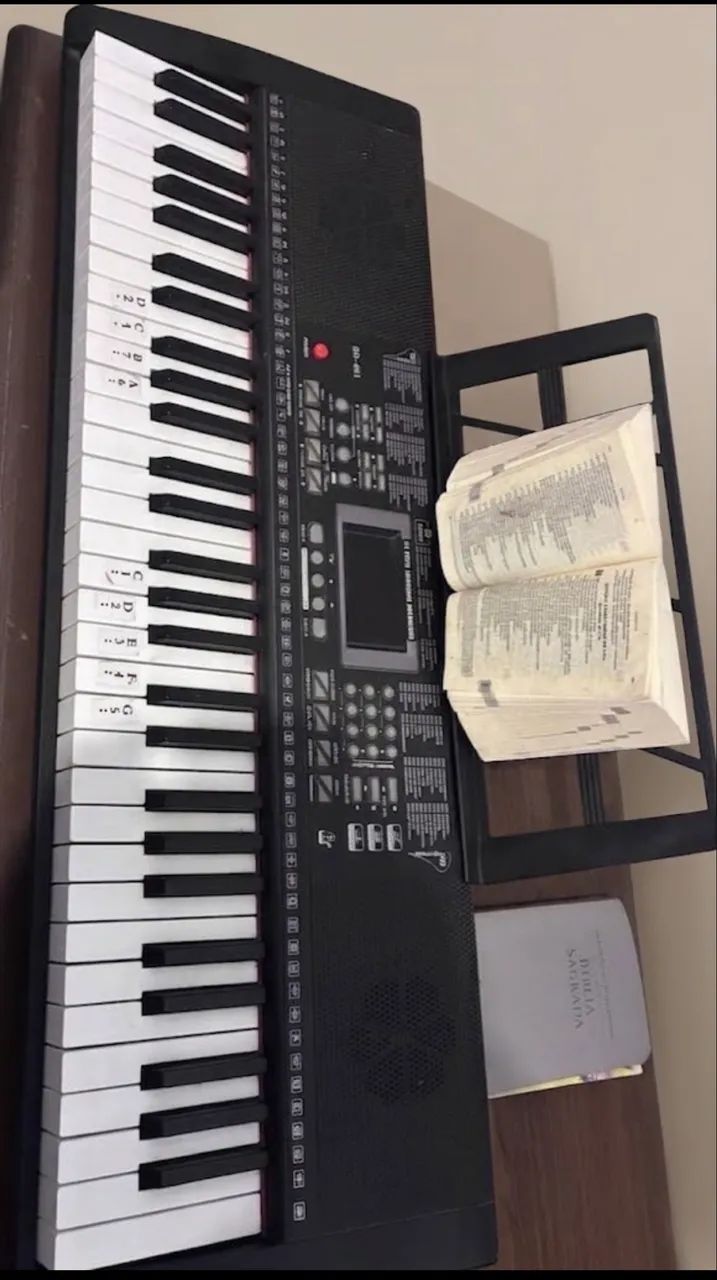 Piano eletrônico profissional  - Foto 3