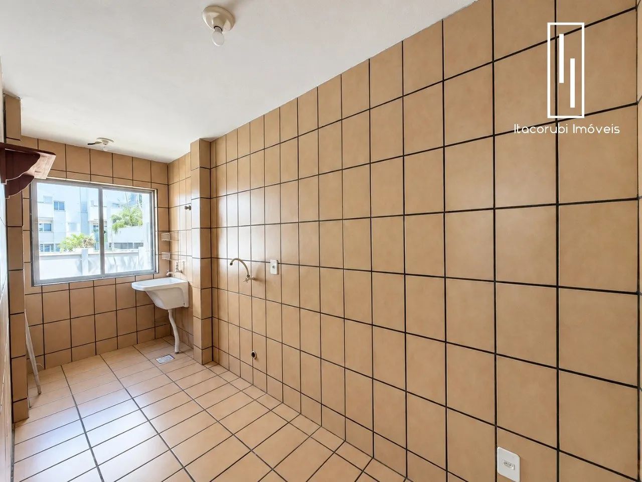 Apartamento com 03 quartos, próximo a UFSC! - Foto 2