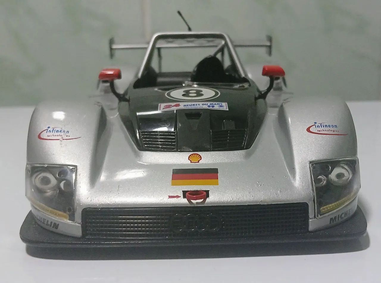 ミニカー MINICHAMPS 400-021382 Audi R8 ALMS Miniatura De Carro Corrida Audi R8 Lms Gt3 1/24 Motormax