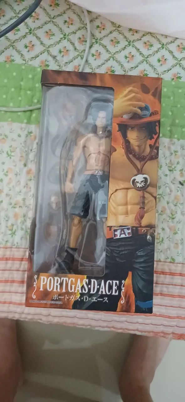 Action figure One Piece Ace bootleg