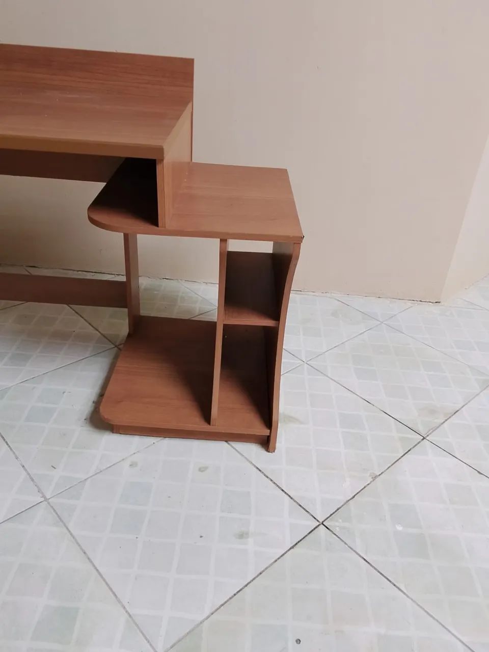 Vende-se escrivaninha  - Foto 2