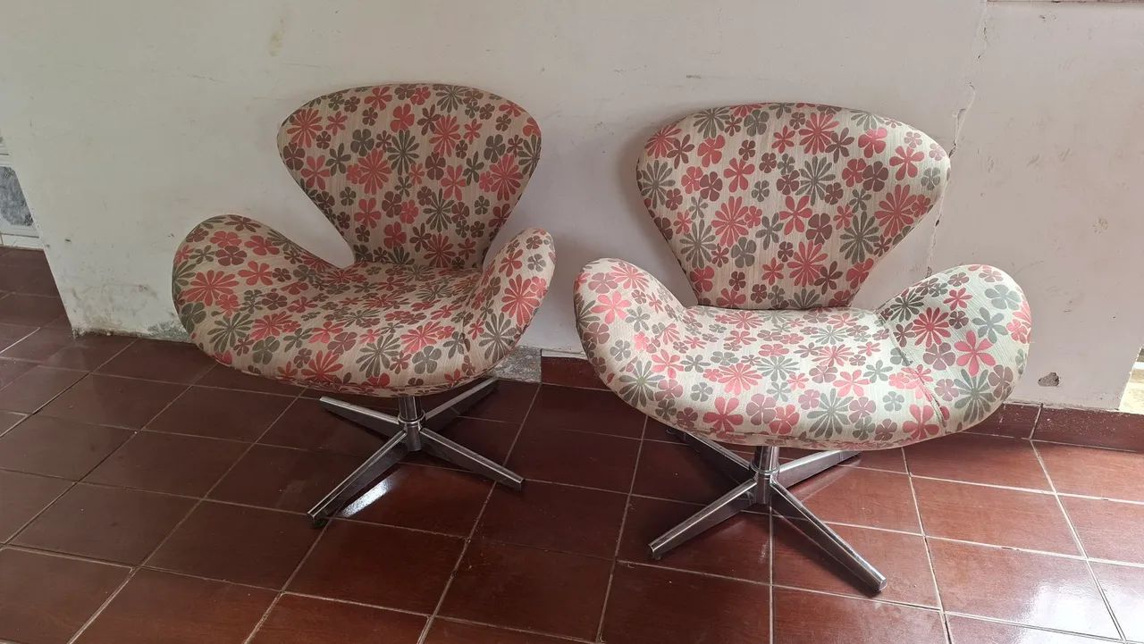 2 cadeiras especiais 