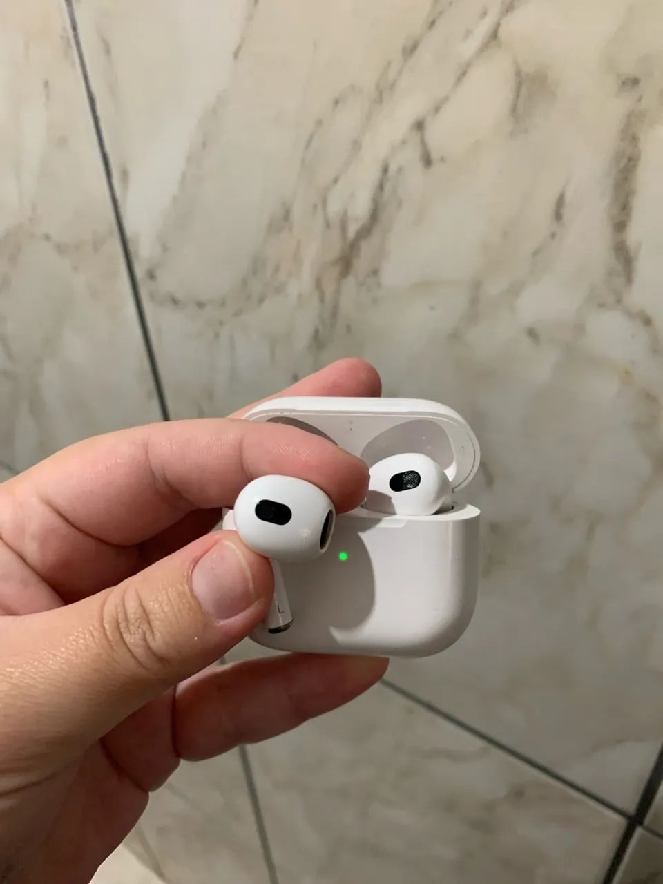AirPods original Apple vendo ou troco - Telefonia Fixa e Sem Fio
