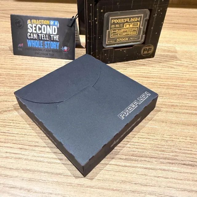 Cartão CFast PixelFlash 2.0 de 1 TB - 3700X HyperCore 565MB/s