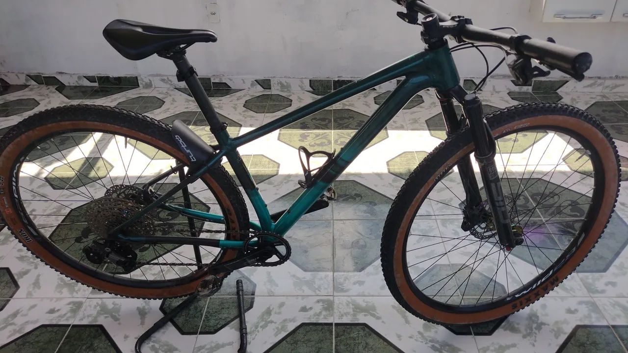Vendo ou troco MTB Specialized 