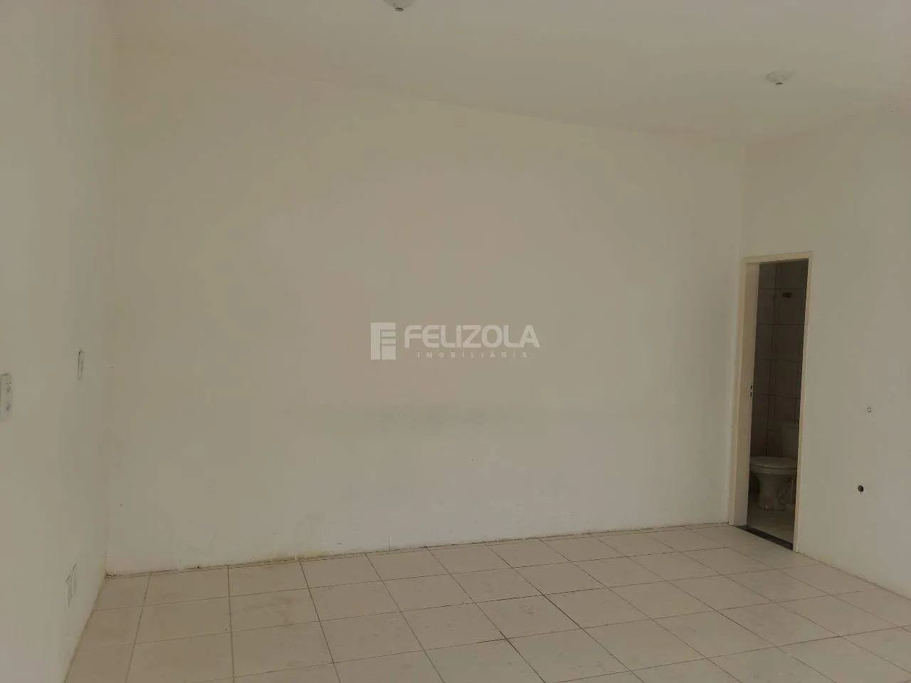 Sala em prédio comercial no Residencial Santa Maria- Sala 01. - Foto 2