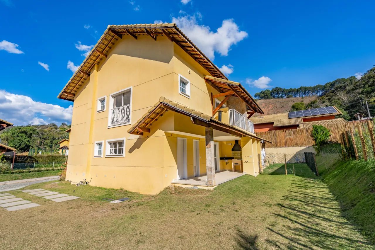 Casa com 4 quartos em Itaipava, Petrópolis