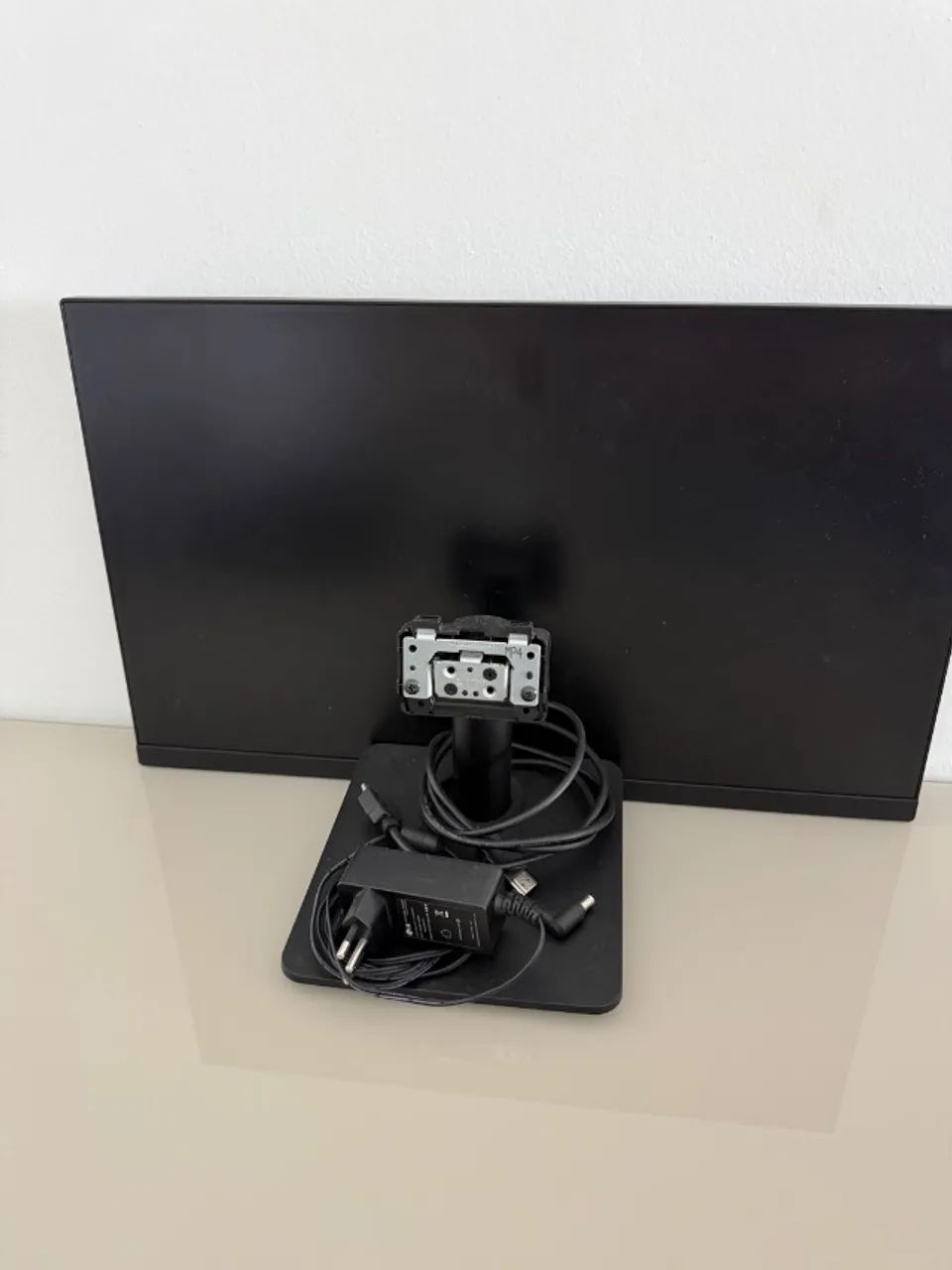 Monitor LG 23,8? IPS Full HD 1920x1080 75Hz AMD FreeSync Dynamic Action Sync 24MP400-B - Foto 3