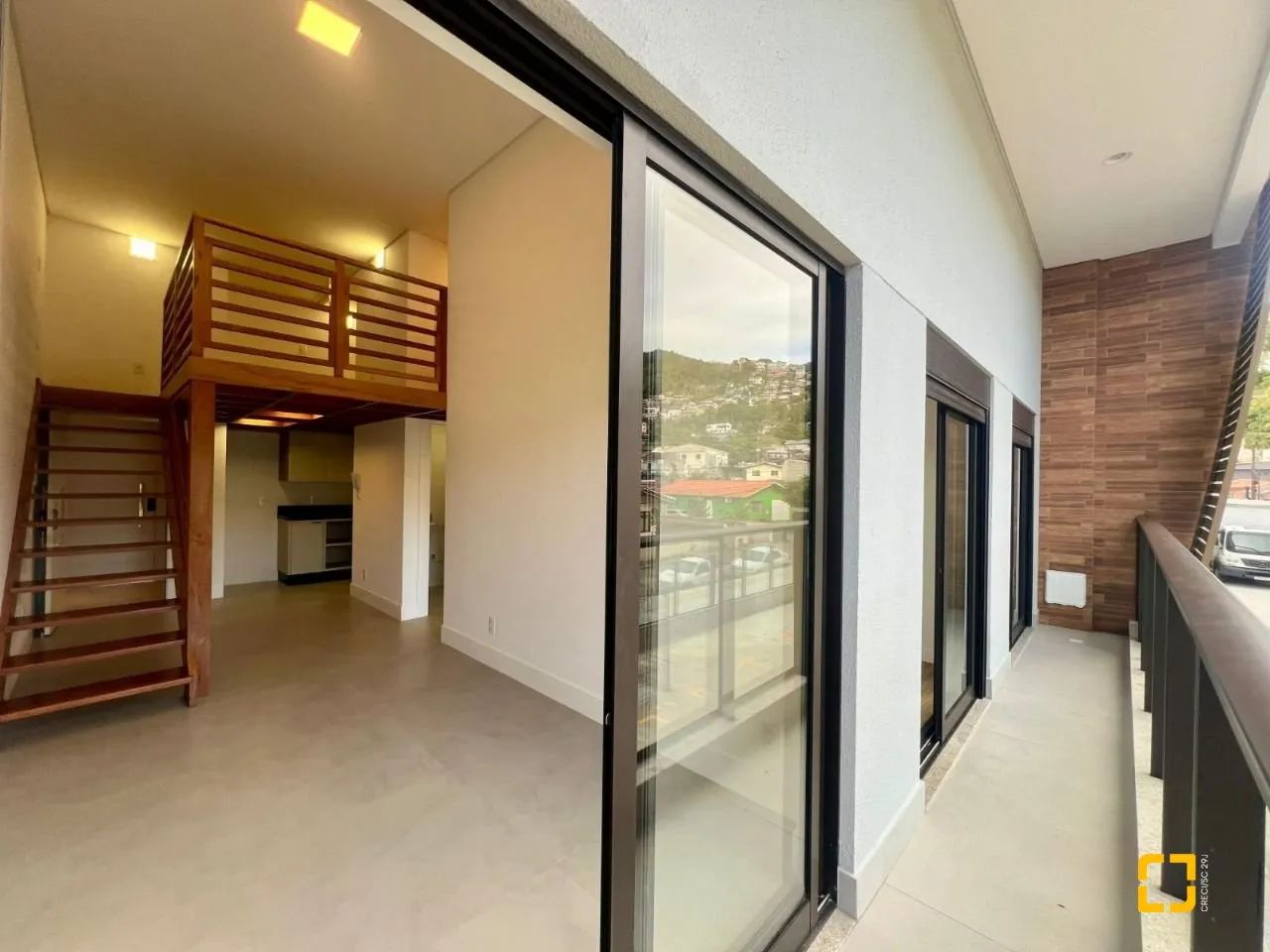 Apartamento estilo Loft - 2 dormitórios com garagem - Foto 4