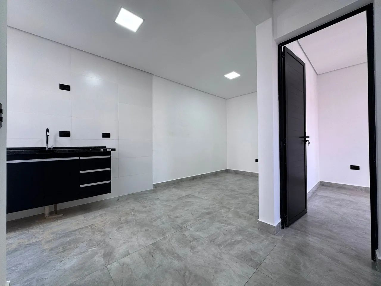 Apartamento para alugar com 39m² e 2 quartos