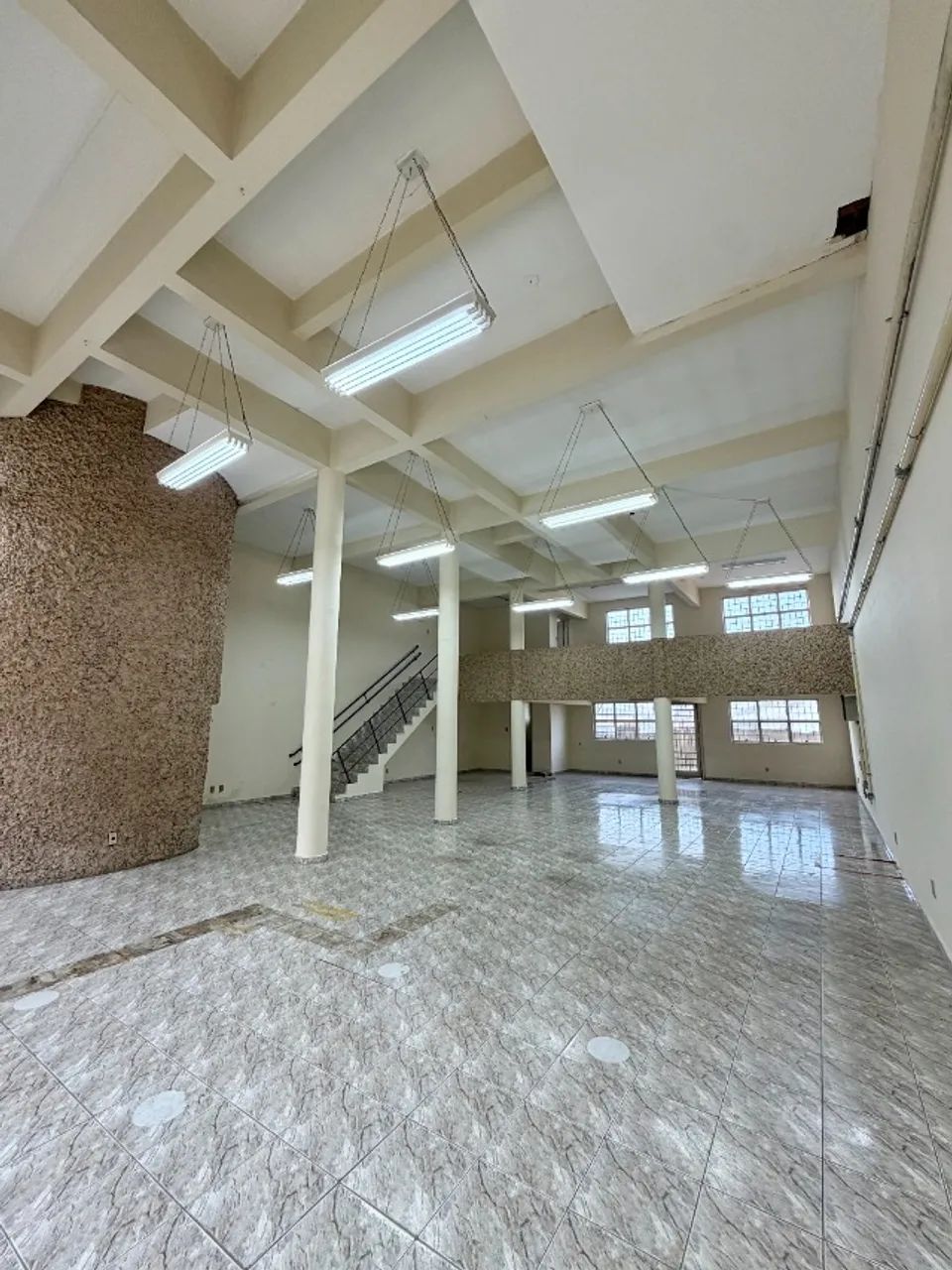 Salão comercial com mezanino Centro Votorantim, 10m da avenida 31 de março - Foto 2