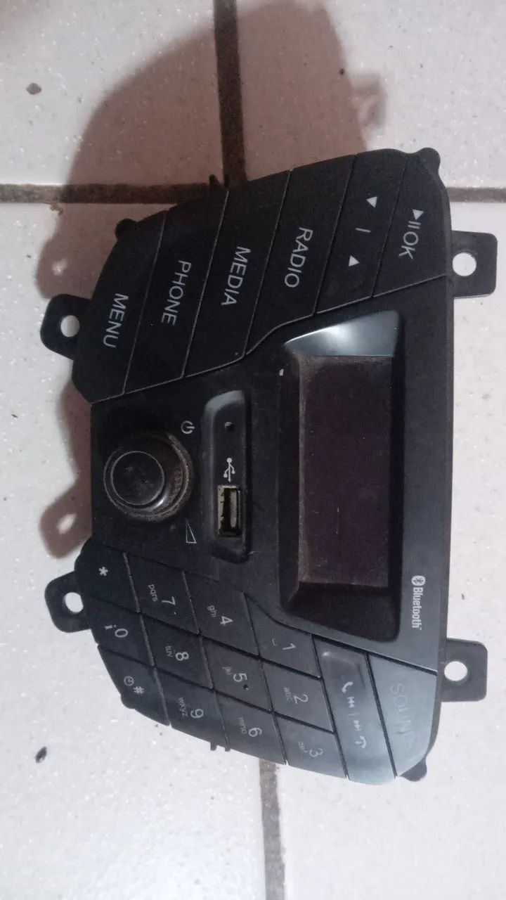Comando central de rádio som do Ford ka sedan original
