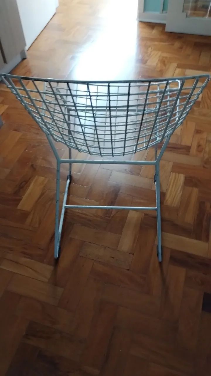 01 cadeira Herry Bertoia.Ler a descrição  - Foto 5