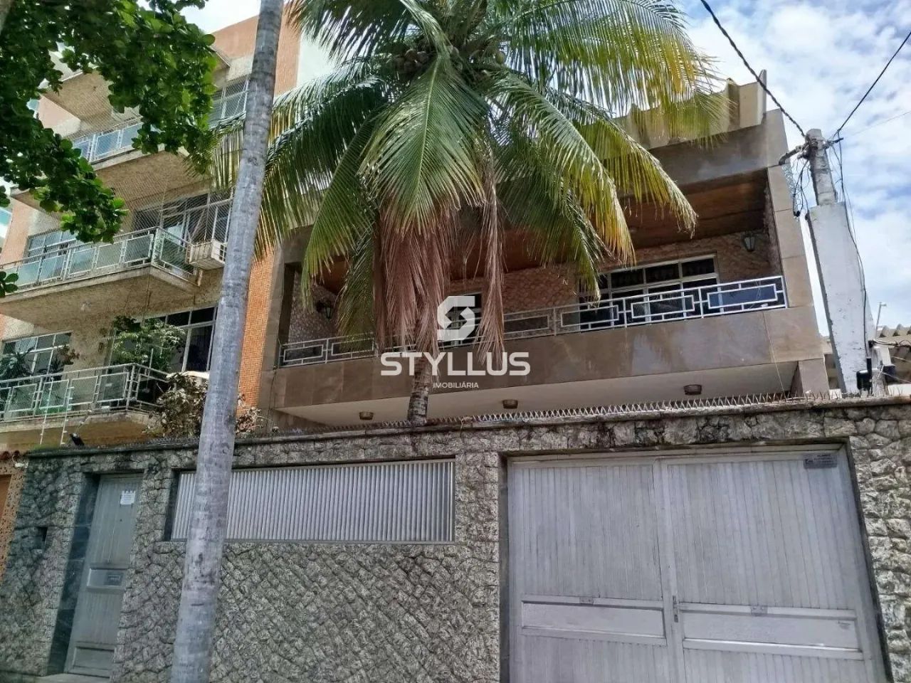 Magnífica Casa Duplex de 5 Quartos com Piscina e 5 Vagas no Méier! M37S - Foto 3