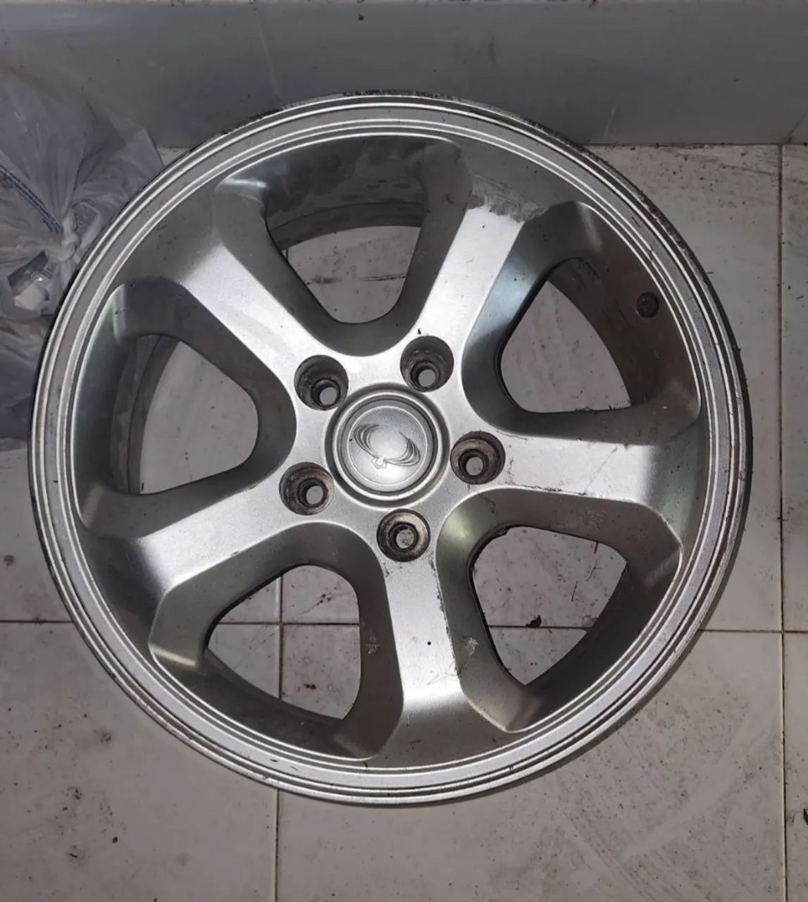1 roda original ssangyong