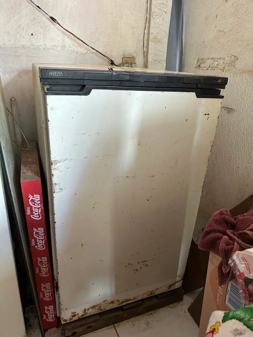 VENDO OU TROCO FREEZER  - Foto 2