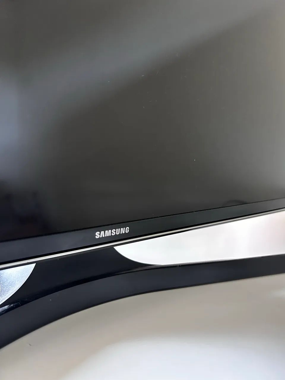 TV Samsung 55 Polegadas 4K (UN55MU6100G) - Para Peças / Quebrada - Foto 2