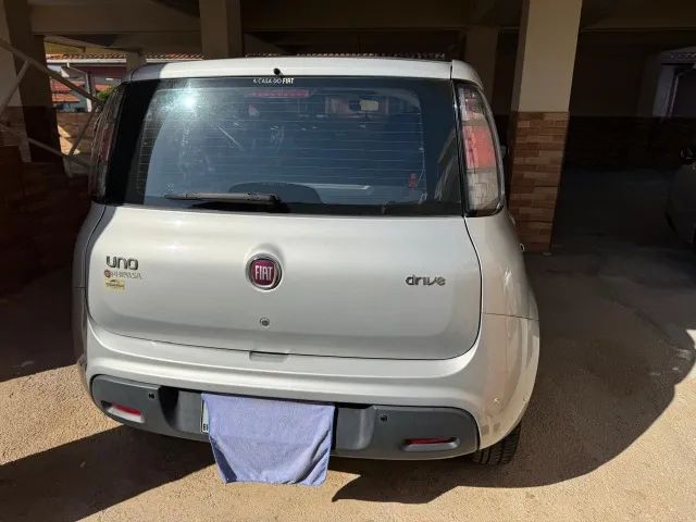 Fiat Uno Drive 1.0 Flex 6V 5P 2018 - Foto 4