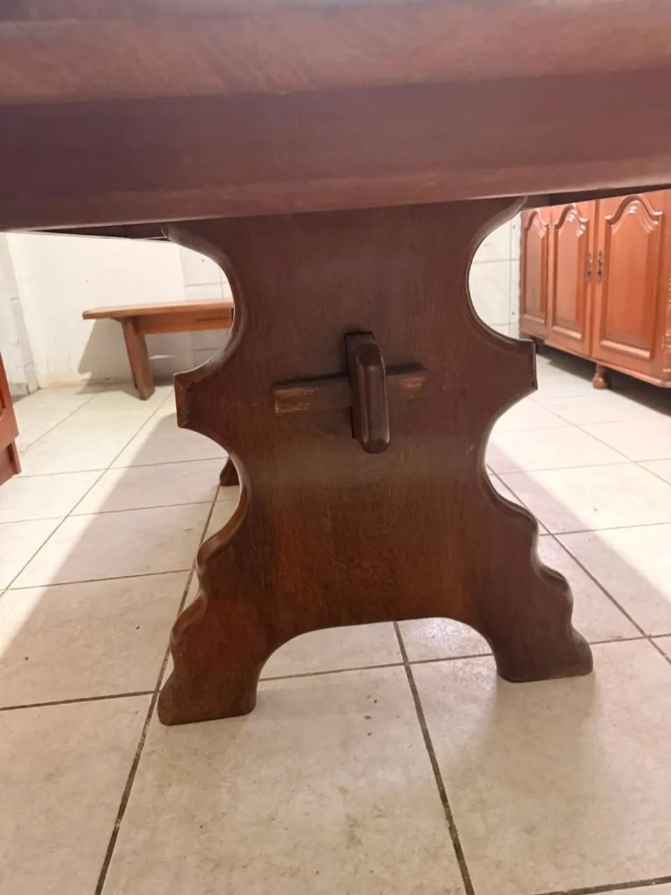 Mesa de Angelim pedra com 6 cadeiras  - Foto 4