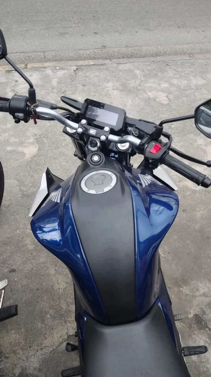 Cb 300 ABS 2026  - Foto 2