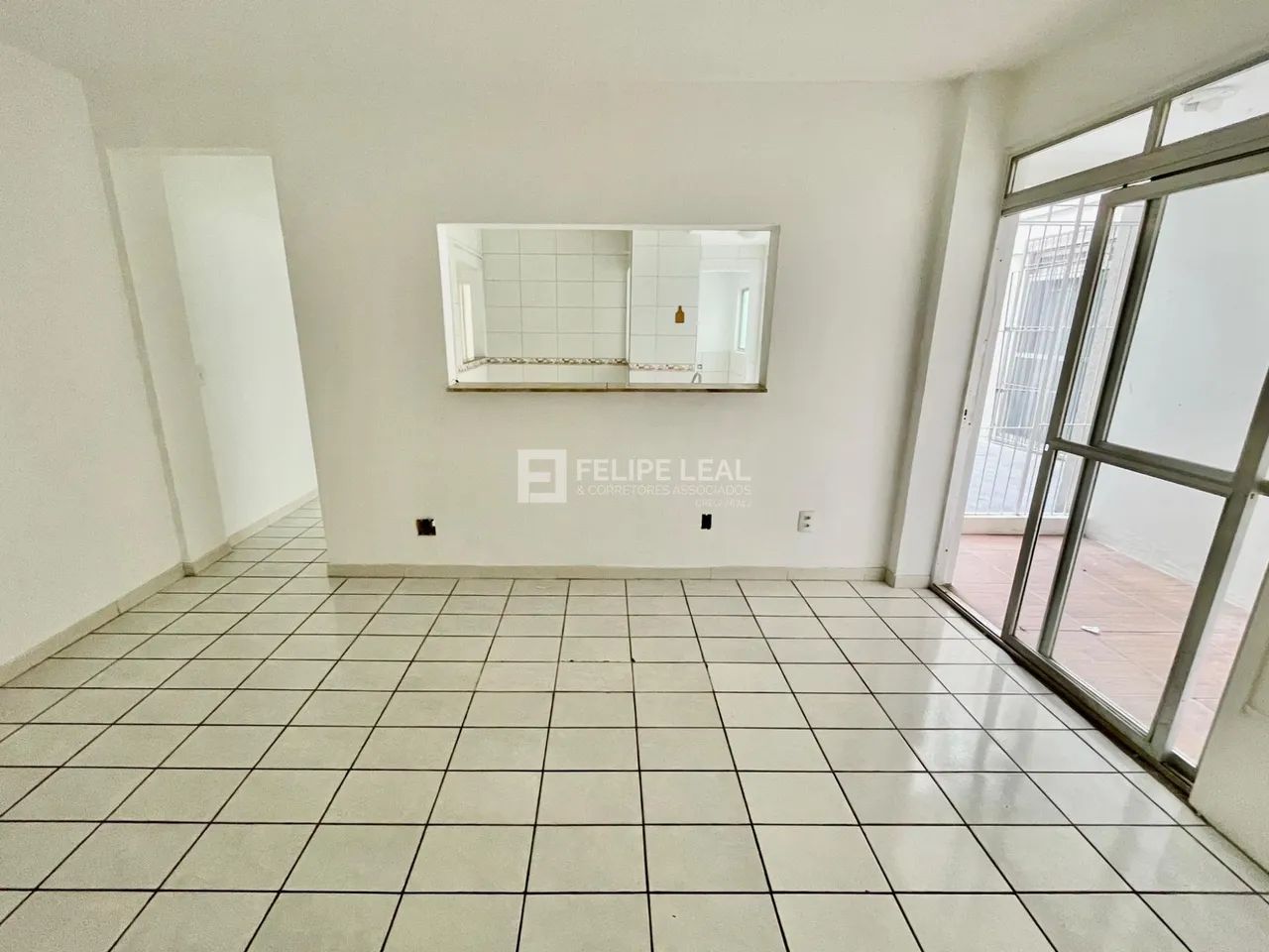 Apartamento em Kobrasol - São José, SC - Foto 2