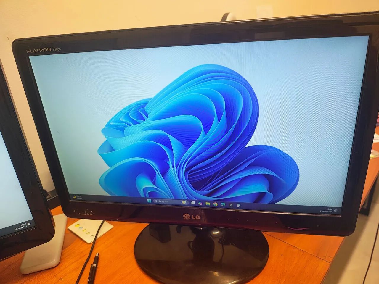 Monitor LG Flatron 20" E2050 LED - Excelente Estado (Funcionando Perfeitamente) - Foto 2