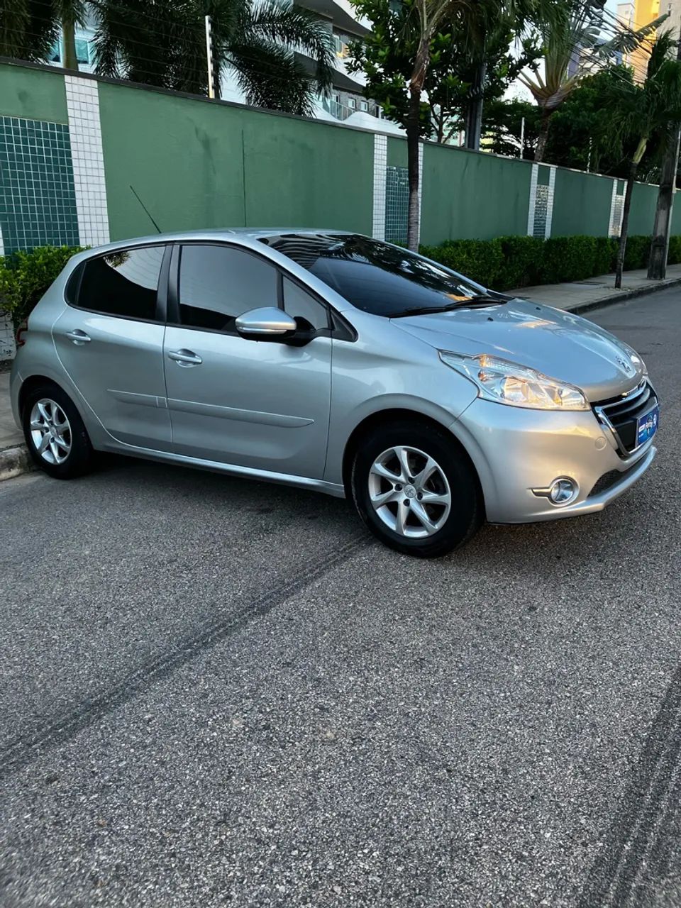Peugeot 208 Active/active Pack 1.5 Flex 8V 5P 2015 - Foto 3