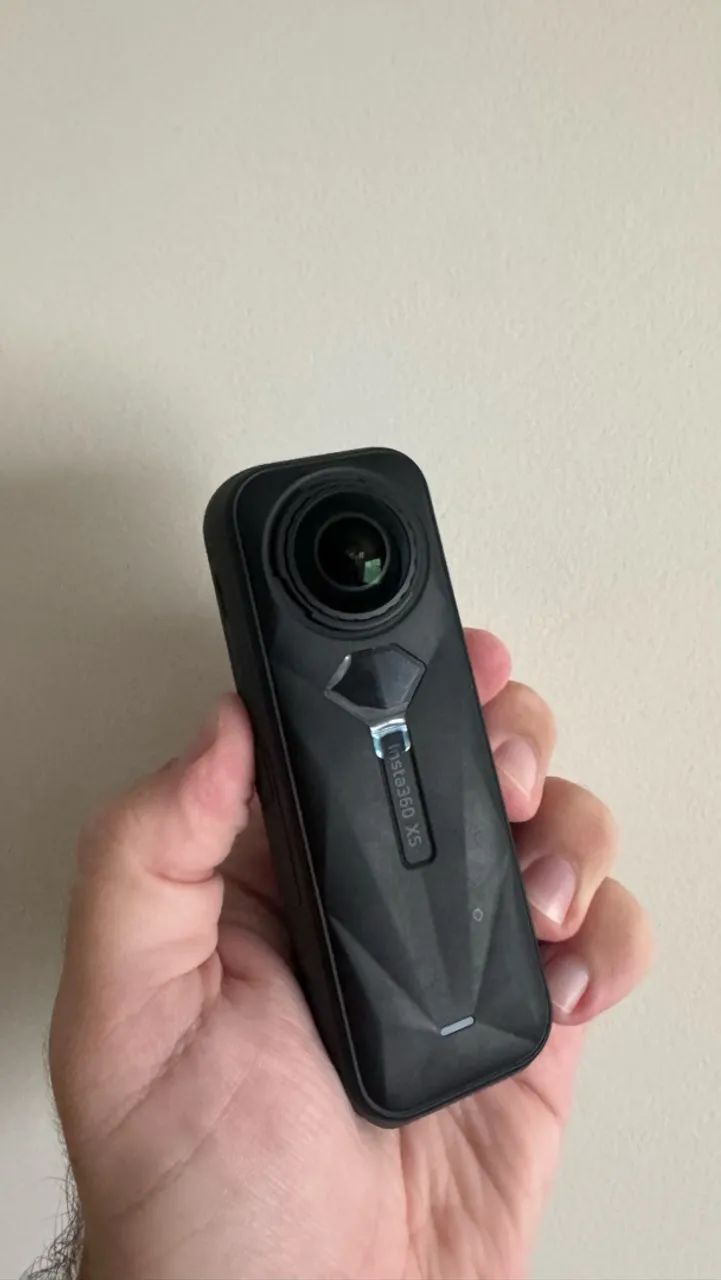 Câmera Insta 360 x5 - Foto 3