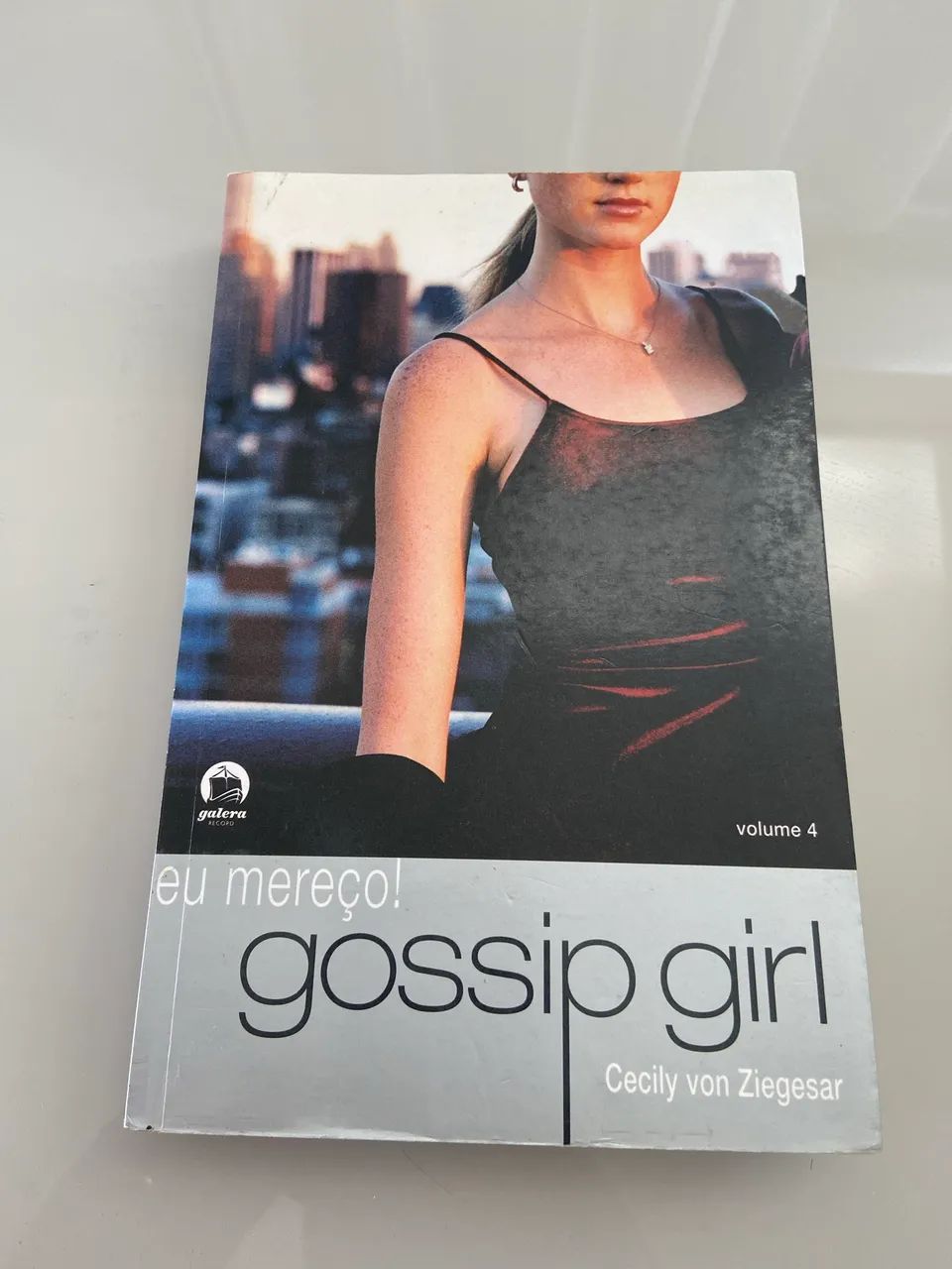 gossip girl 全巻 Gossip Girl The Complete Collection: A Gossip Girl Novel | Amazon