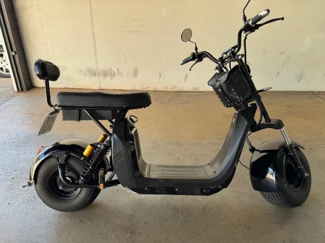 Motos Scooter Eletrica X7 2000w 20ah - Res Parque Saúde