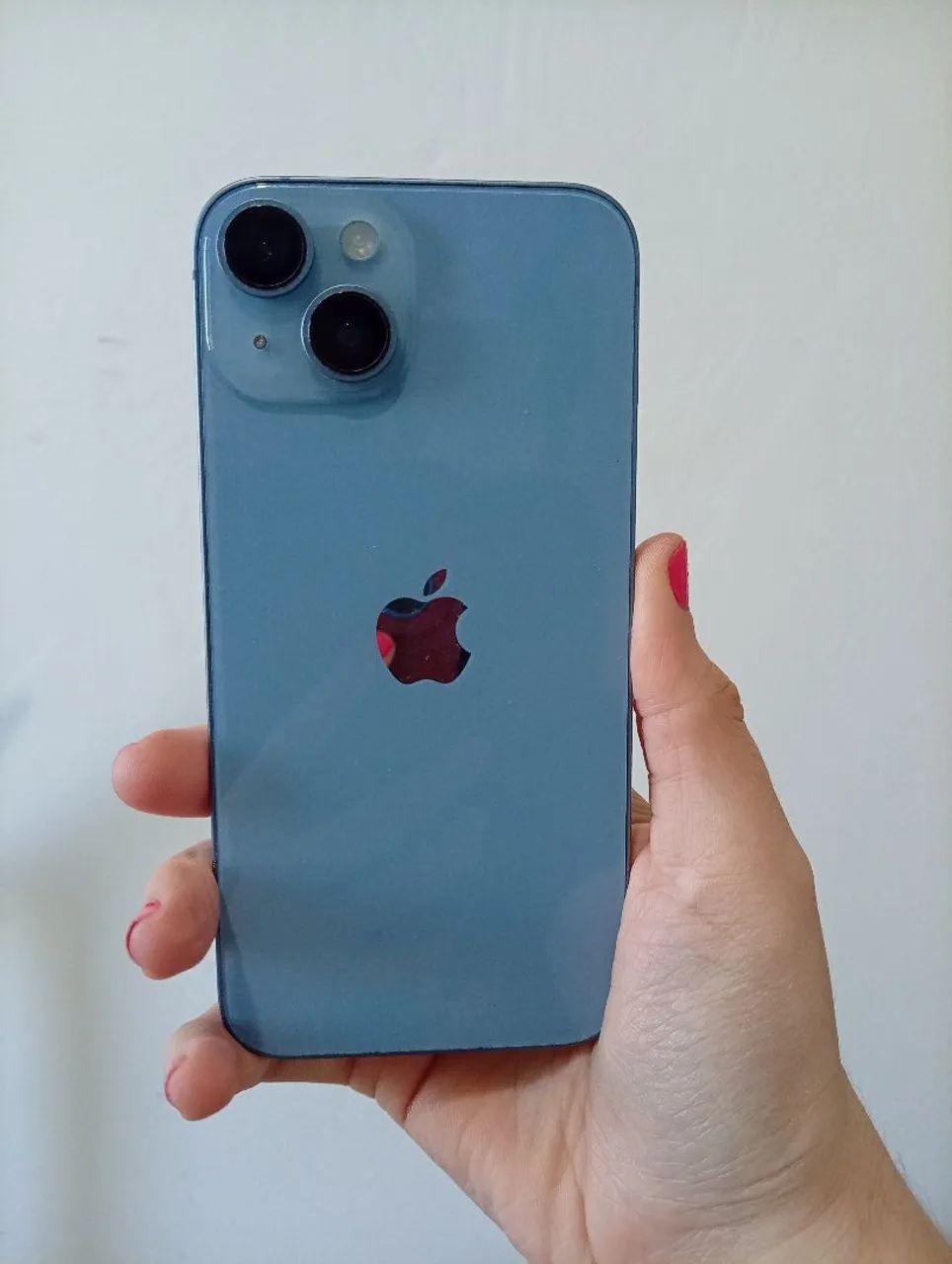 Vendo iPhone 14 semi-novo 