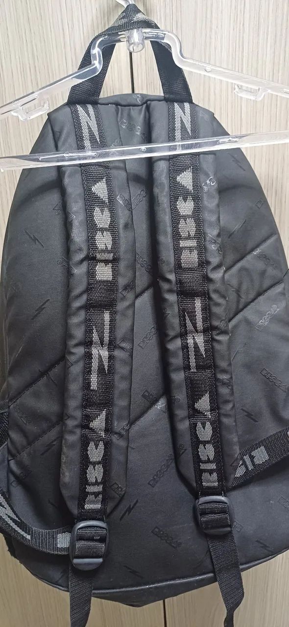  mochila da marca Risca de costa - Foto 2