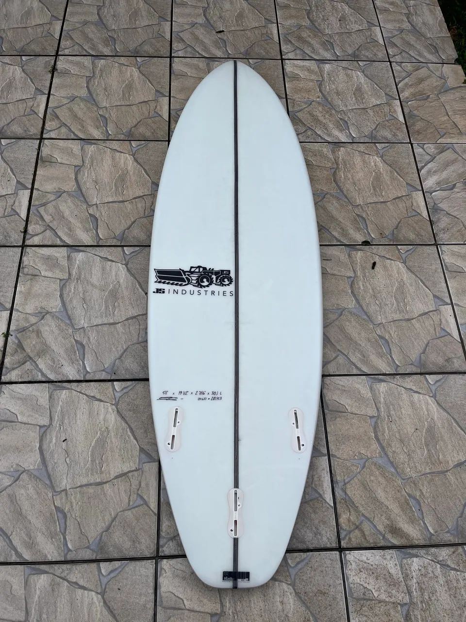 Prancha JS Industries Xero 5.11 X 30,1 litros - Esportes Aquáticos