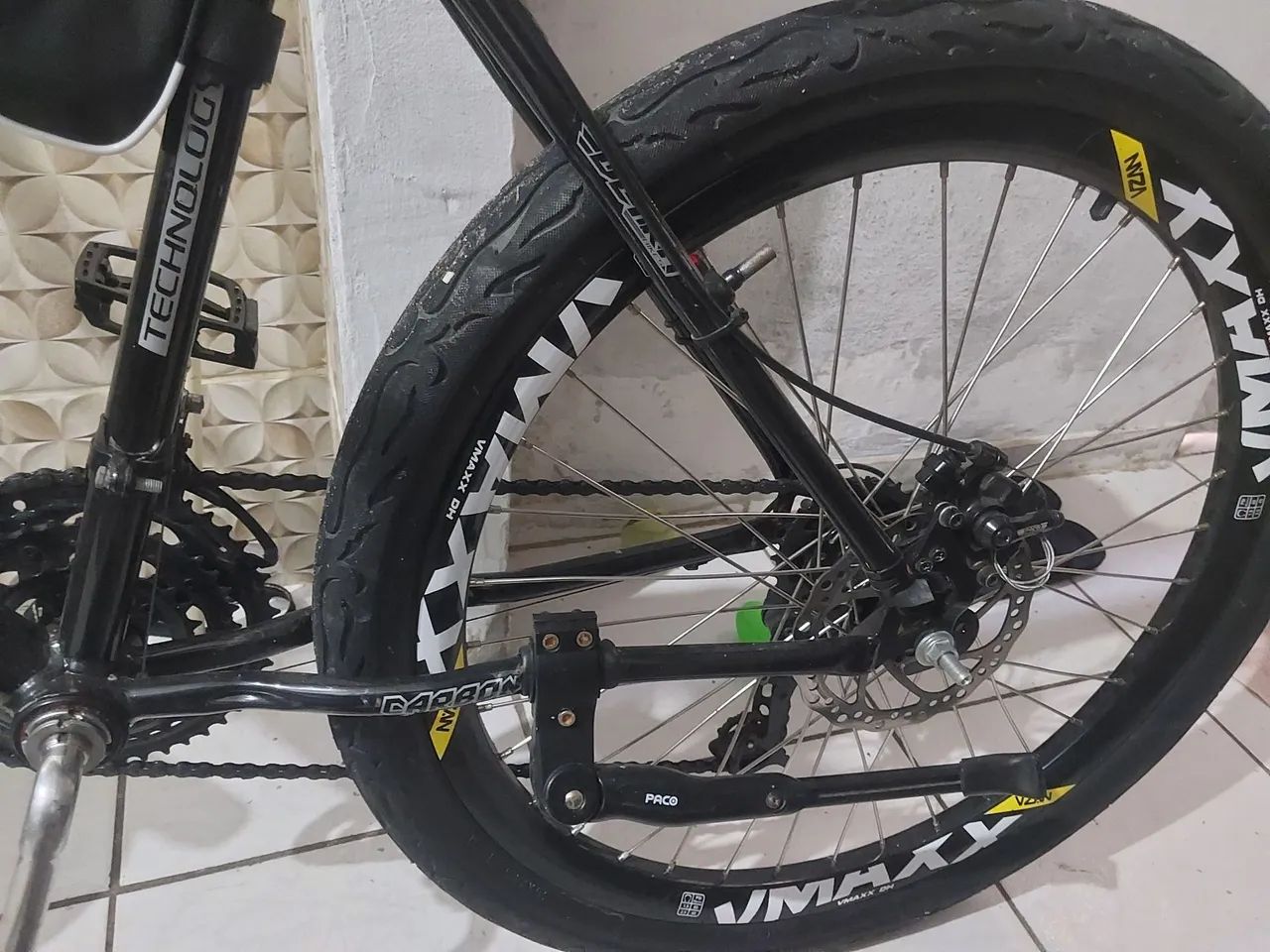 Bicicleta freios a disco semi nova pare vender logo - Foto 5