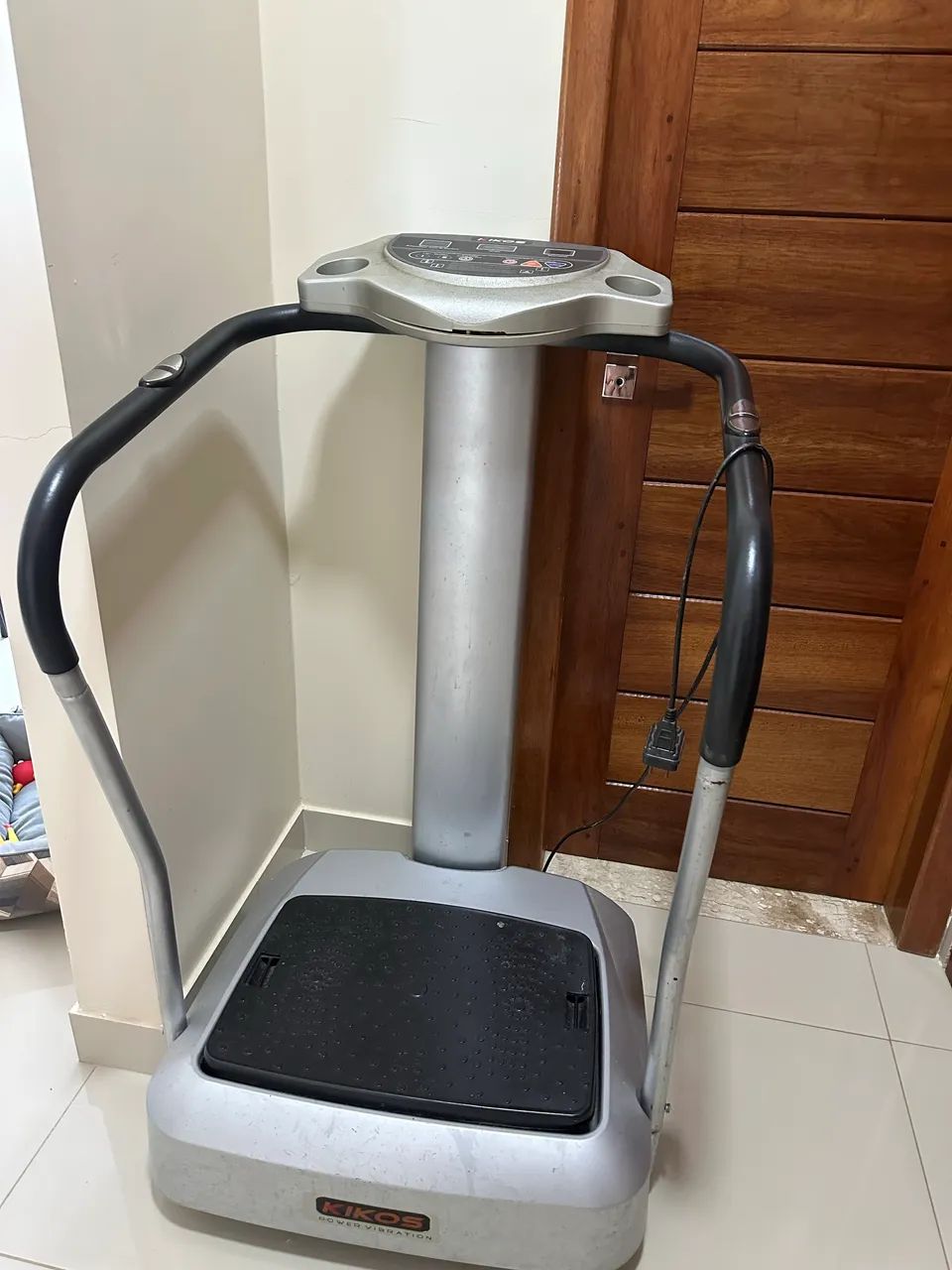 Plataforma vibratória kikos 