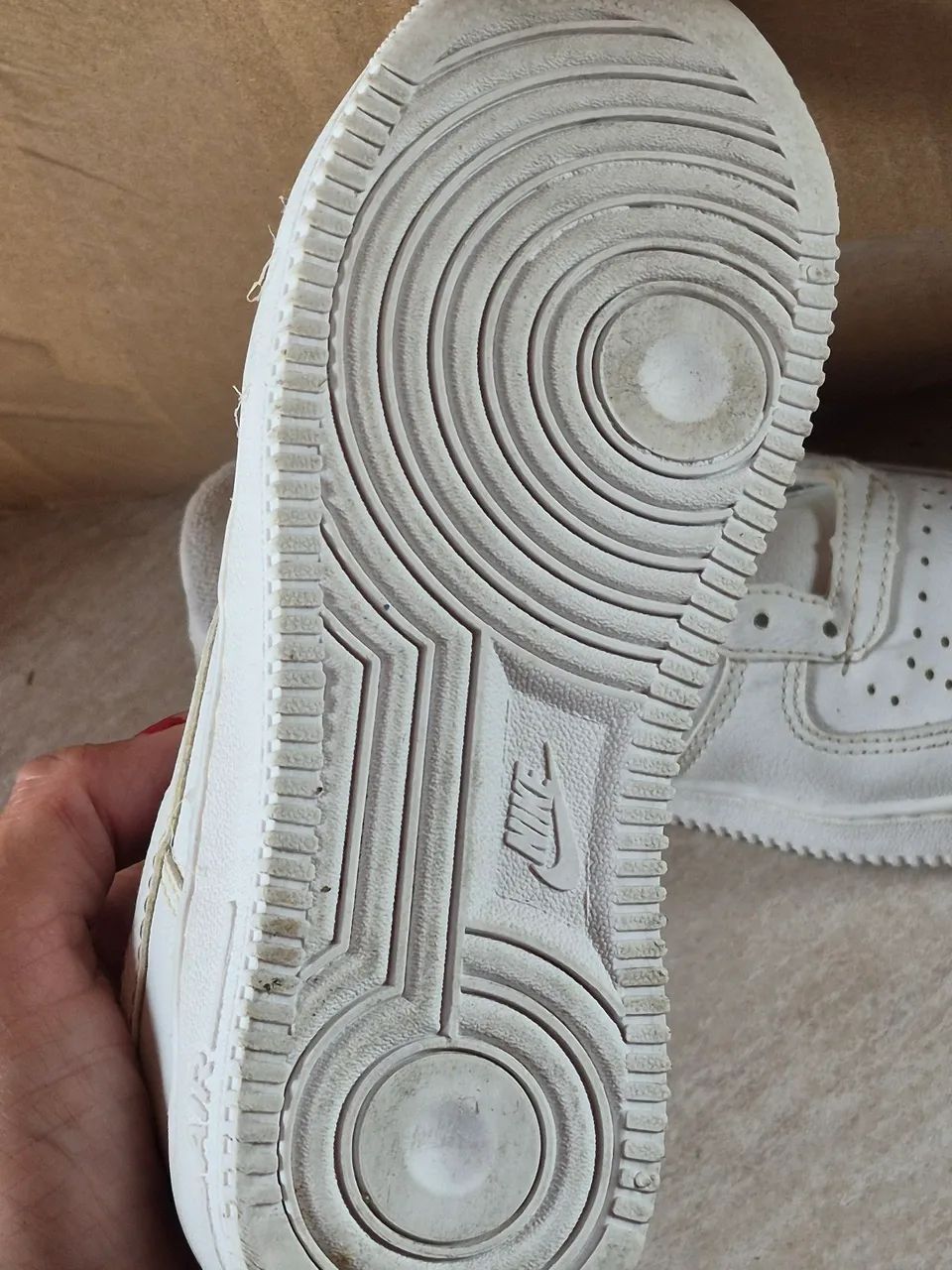 Tenis branco Nike air tam 29 - Foto 4