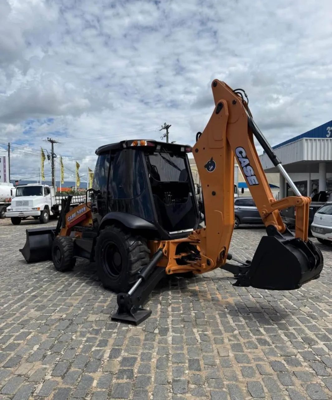 Retroescavadeira case 580n ano 2017 - Foto 3