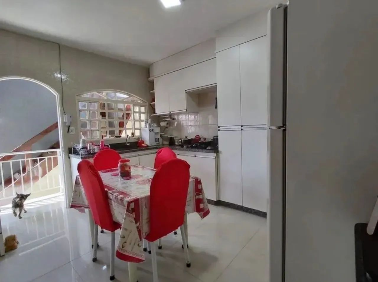 Casa a venda - Repassando o financiamento.  - Foto 2