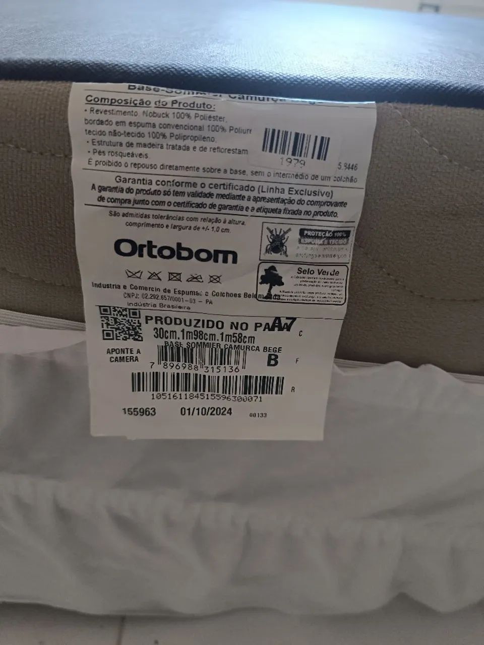 Base cama casal Queen perfeito estado  - Foto 2
