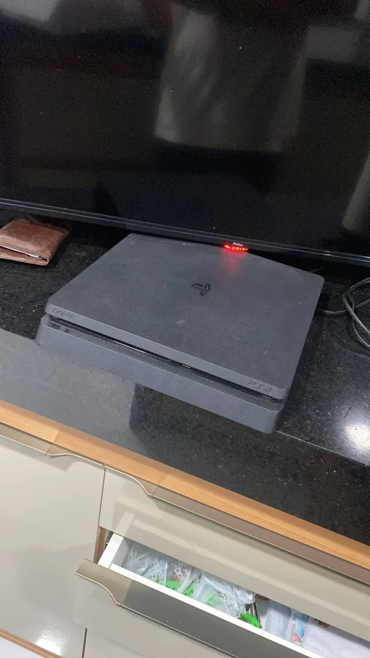 PS4 slim +1 TERABYTES - Foto 3