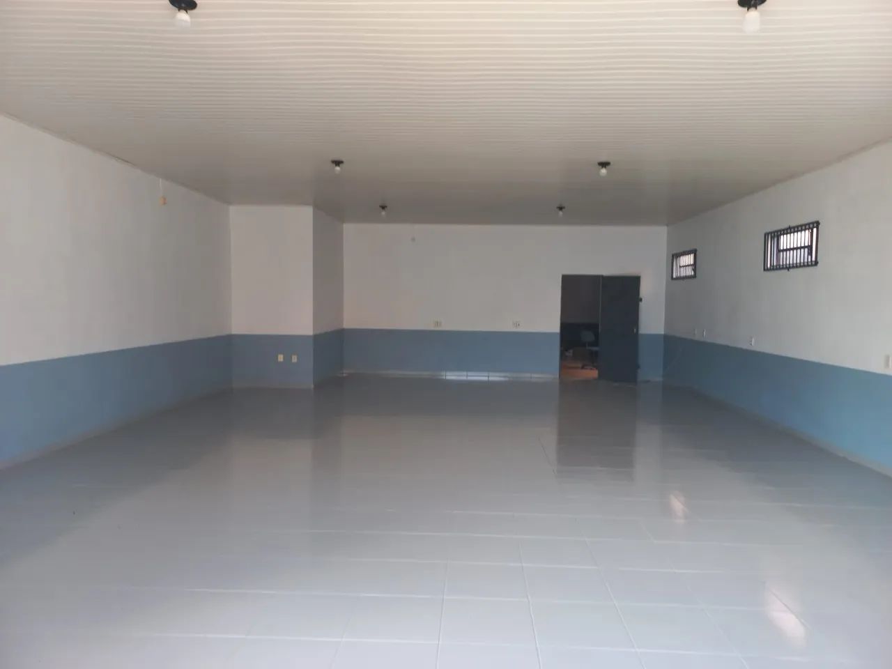 Ponto Comercial todo reformado - Foto 4