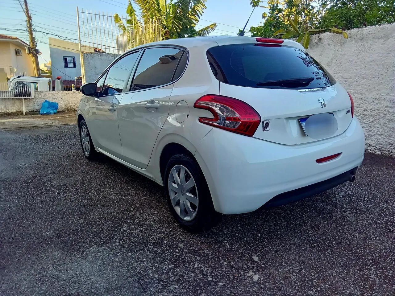 Peugeot 208 Active/active Pack 1.5 Flex 8V 5P 2014 - Foto 5