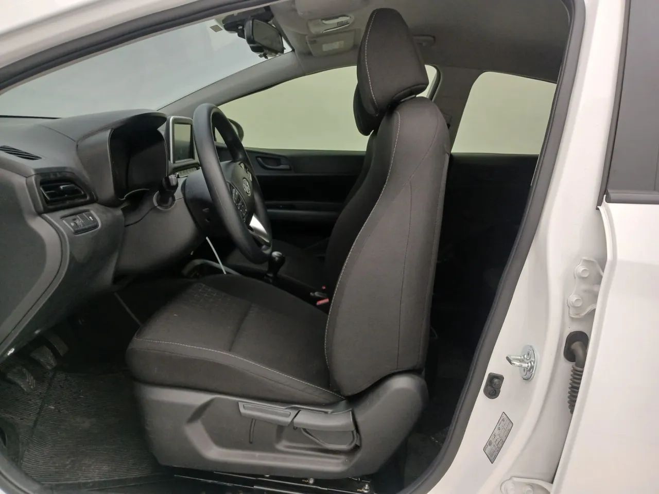 Hyundai HB20 Comfort 1.0 Flex 12V Mec., foto 16 de 18