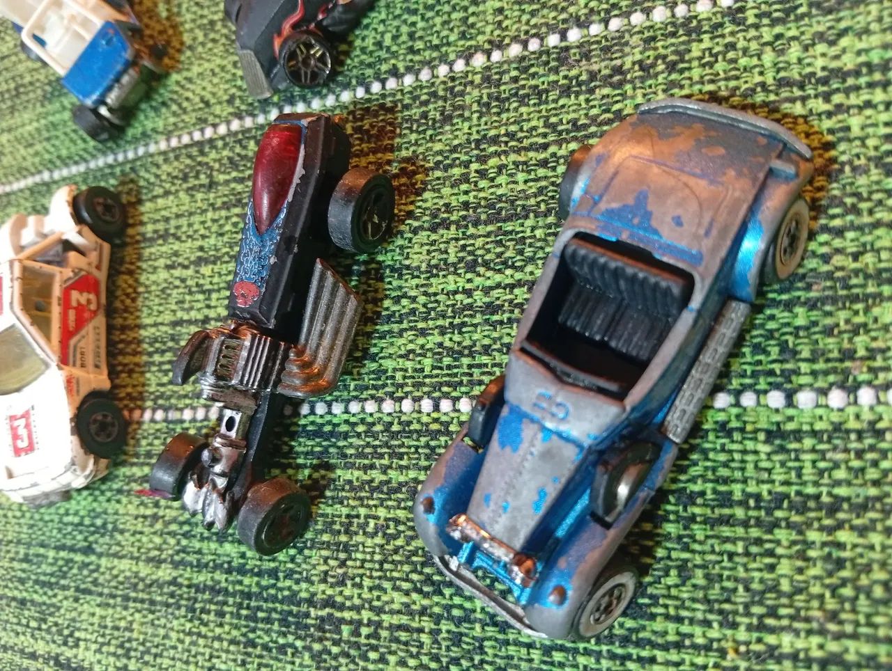 Seis Hotwheels fundo metal  - Foto 2