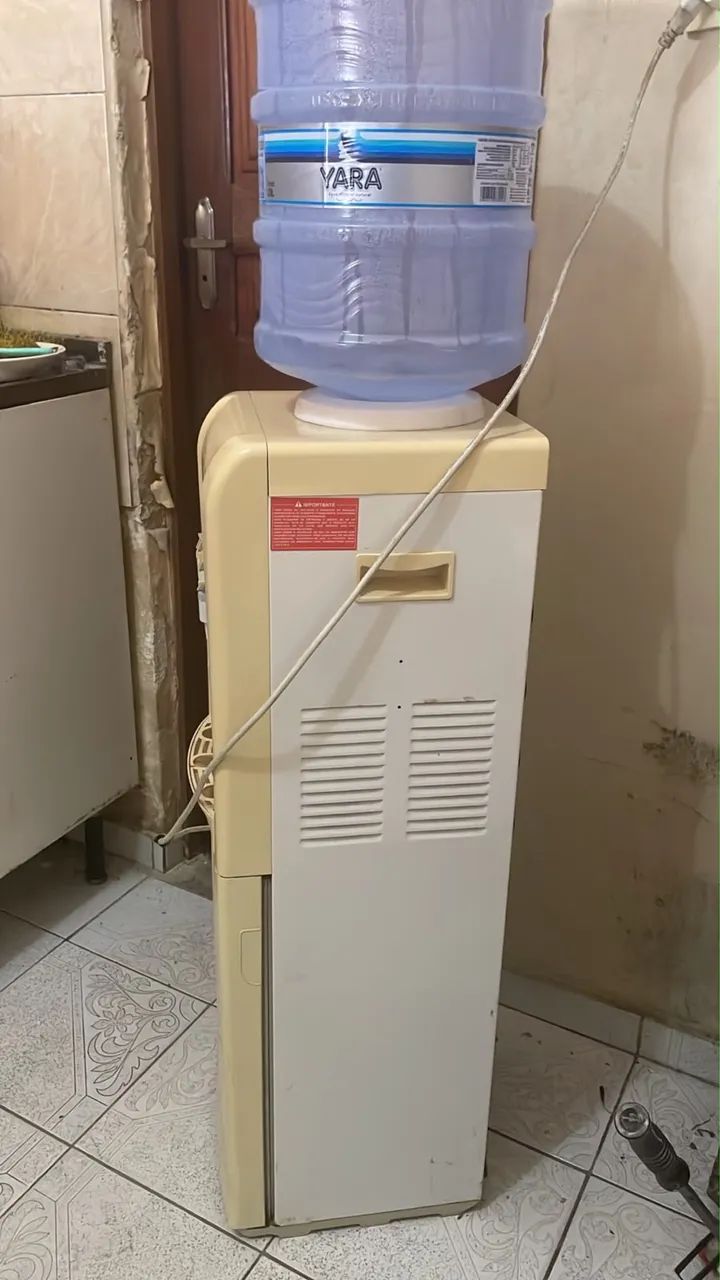 Bebedouro Midea multiuso coluna 110v - Foto 3