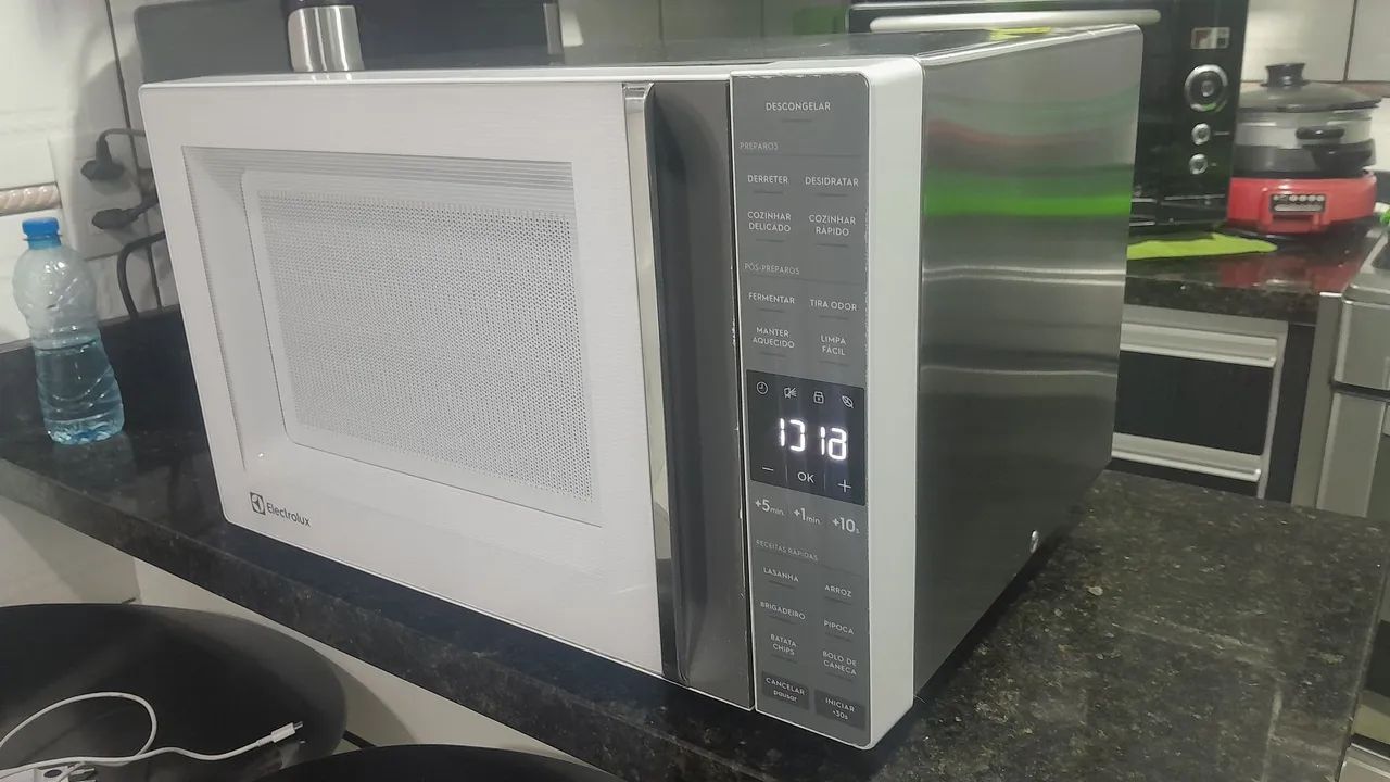 Microondas Electrolux 36 LT 