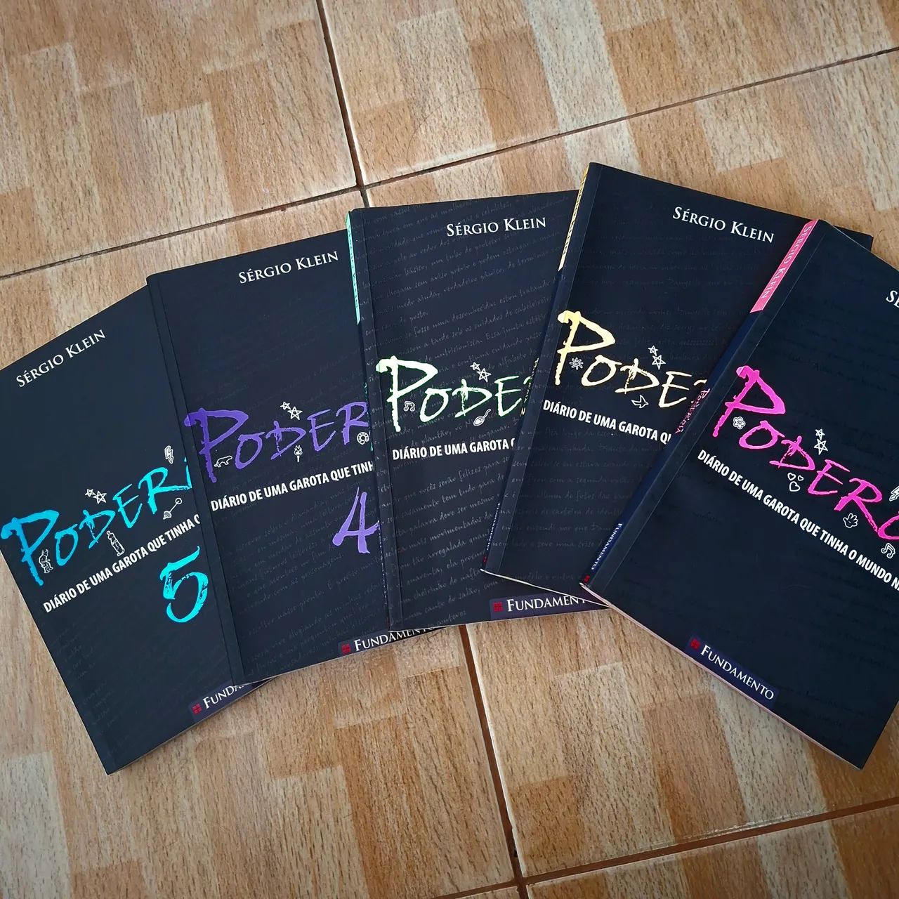 COLEÇÃO LIVROS PODEROSA